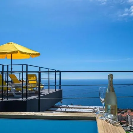 Holiday home Casa-vista-paradise, Panoramic Sea View Canico (Madeira)