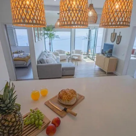 Holiday home Casa-vista-paradise, Panoramic Sea View Canico (Madeira)