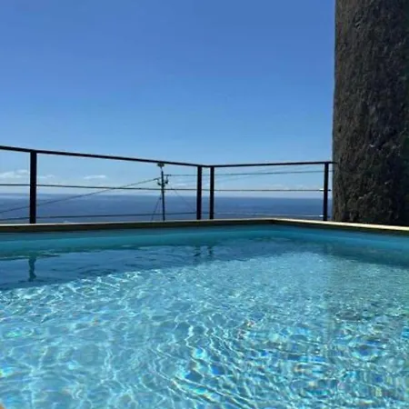 Holiday home Casa-vista-paradise, Panoramic Sea View Canico (Madeira)
